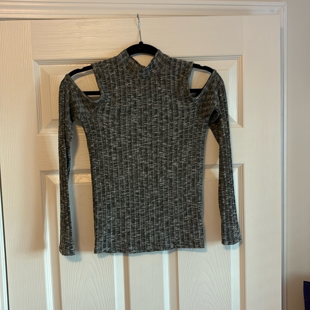 Gray AE cold shoulder sweater